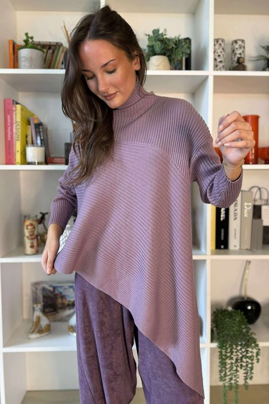 Bowie Asymmetric Turtle Neck Ribby Knit Dewberry